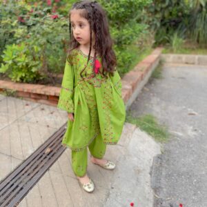 Pistachio Grace